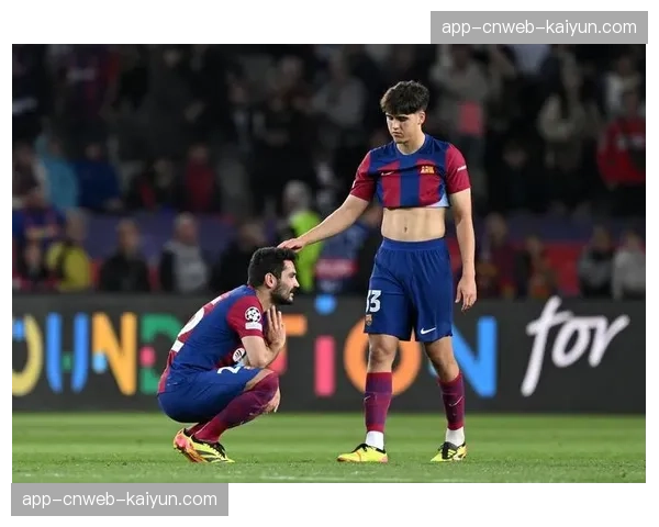 深度复盘：巴萨对阵巴黎的欧冠经典战役，在TikTok等短视频平台产生超50亿次观看。