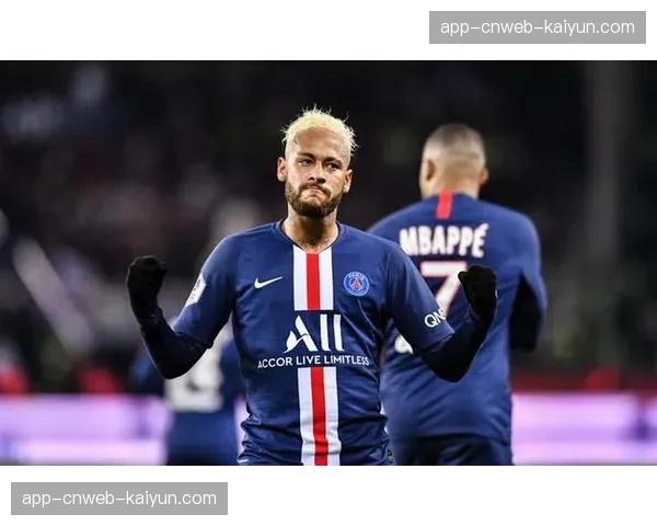 巴黎圣日耳曼3-1战胜图卢兹，哈基米解禁复出