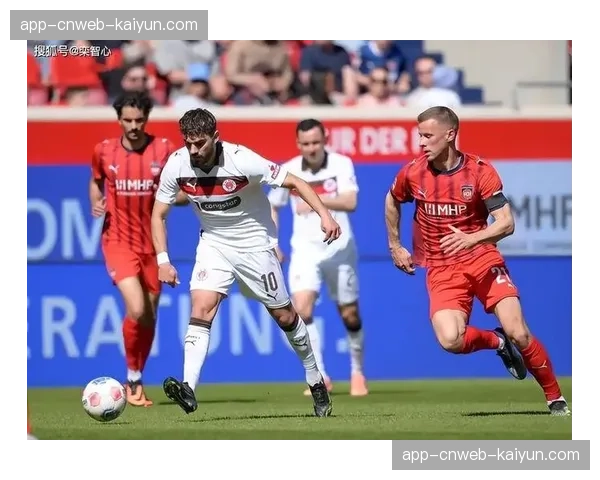 圣保利0-0法兰克福：联赛第25轮，两队互交白卷
